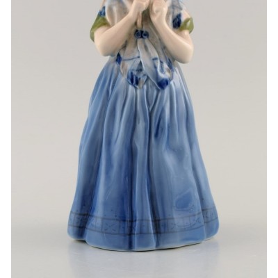 Royal Copenhagen kolekcinė statulėlė "Amager Girl"