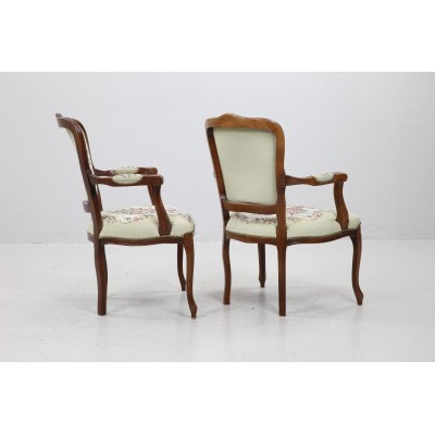 Romantiški Louis XV stiliaus krėsliukų pora Romantiški Louis XV stiliaus krėsliukų pora