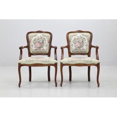 Romantiški Louis XV stiliaus krėsliukų pora Romantiški Louis XV stiliaus krėsliukų pora