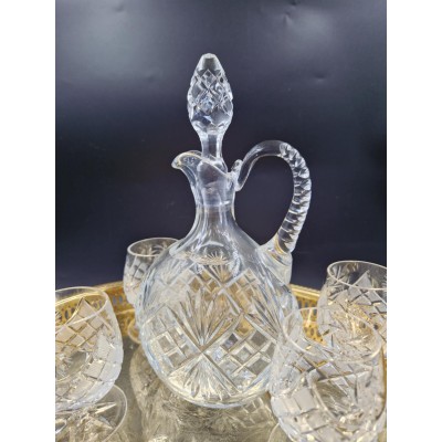 Damos valandai 🍸 Keturioms, kurios vertina estetiką!