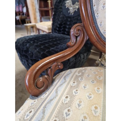 Elegantiškas vėlyvojo Louis Philippe stiliaus krėslas