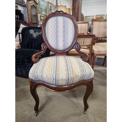 Elegantiškas vėlyvojo Louis Philippe stiliaus krėslas