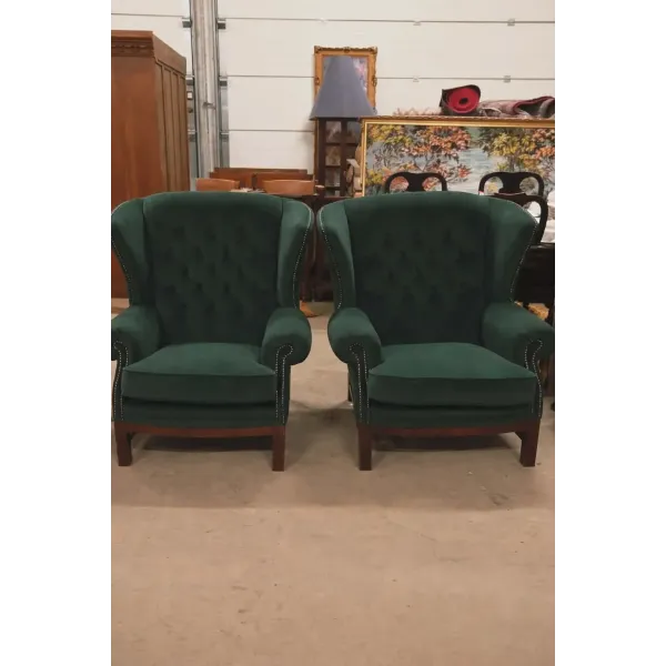 Atnaujinti Chesterfield stiliaus foteliai (kaina už pora)