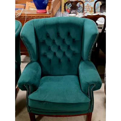 Atnaujinti Chesterfield stiliaus foteliai (kaina už pora)