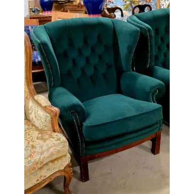 Atnaujinti Chesterfield stiliaus foteliai (kaina už pora)