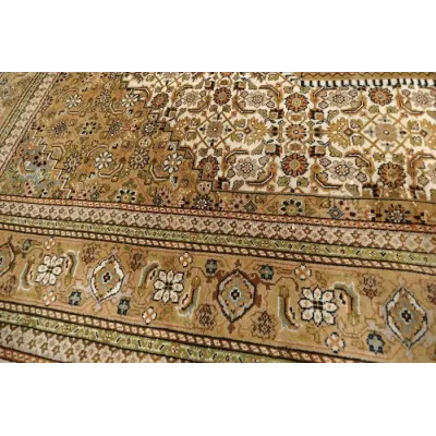 Rytietiškas rankų darbo kilimas Tabriz stilius