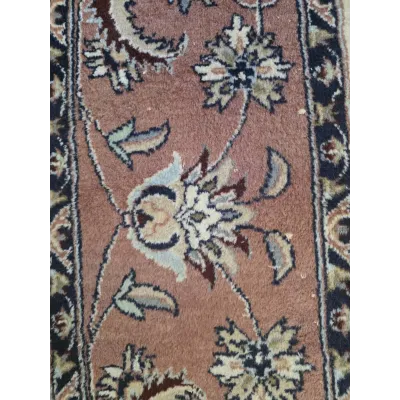Rankų darbo rytietiškas kilimas Tabriz stiliaus