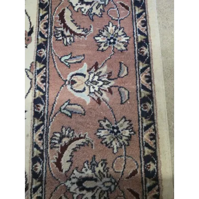 Rankų darbo rytietiškas kilimas Tabriz stiliaus