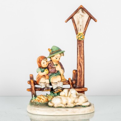 Porcelain figurine Hummel