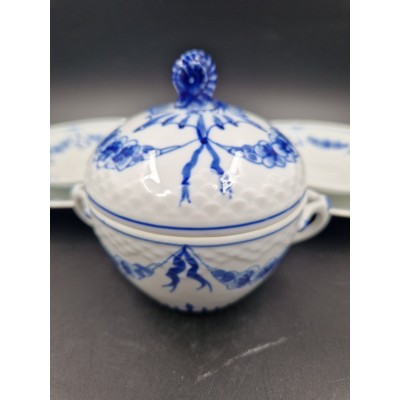 Bing & Grøndahl coffee set (13 pieces)