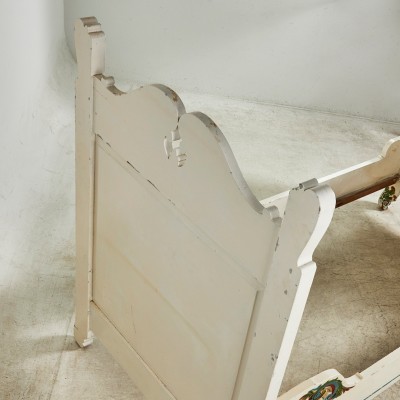Antique bed