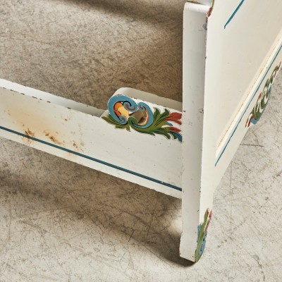 Antique bed