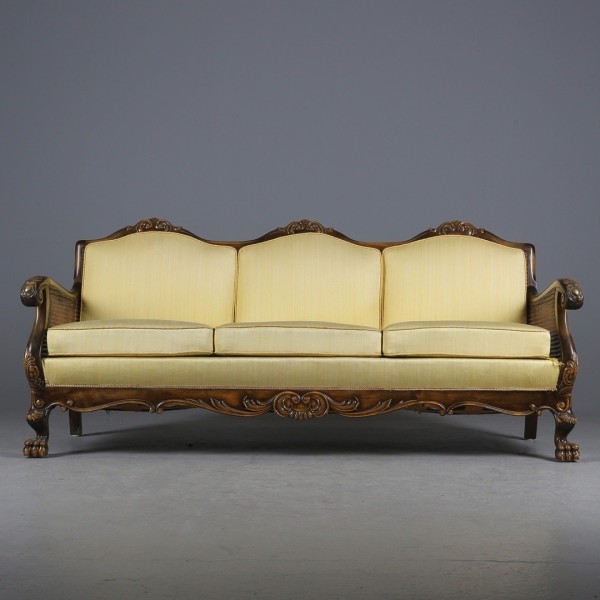 “Chippendal” stiliaus sofa