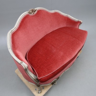 Prancūziško stiliaus Louis XV saloninis komplektas – sofa ir 2 Bergerės Prancūziško stiliaus Louis XV saloninis komplektas – sofa ir 2 Bergerės