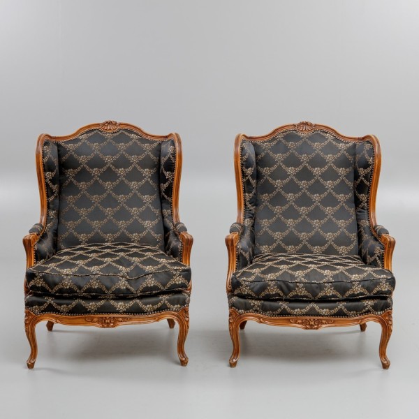 Louis XV style armchairs (Beregera)