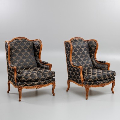 Louis XV style armchairs (Beregera)