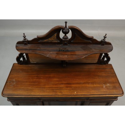 New Renaissance style chest of drawers