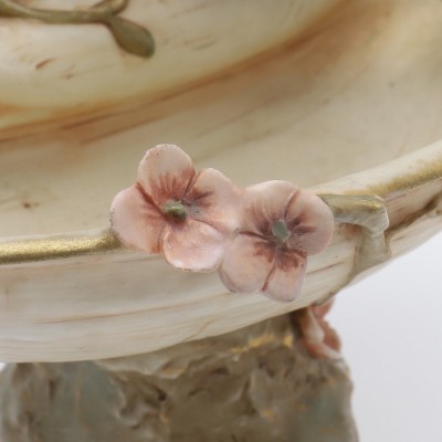 Royal Dux Jugend style vase